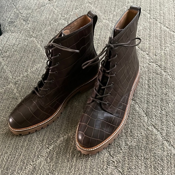 Madewell Croc Embossed Leather Size 8.5 mahogany boot - new! - Picture 1 of 6